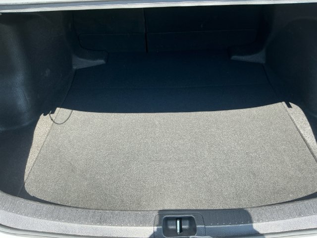 Used 2024 Toyota Corolla LE FWD image 19