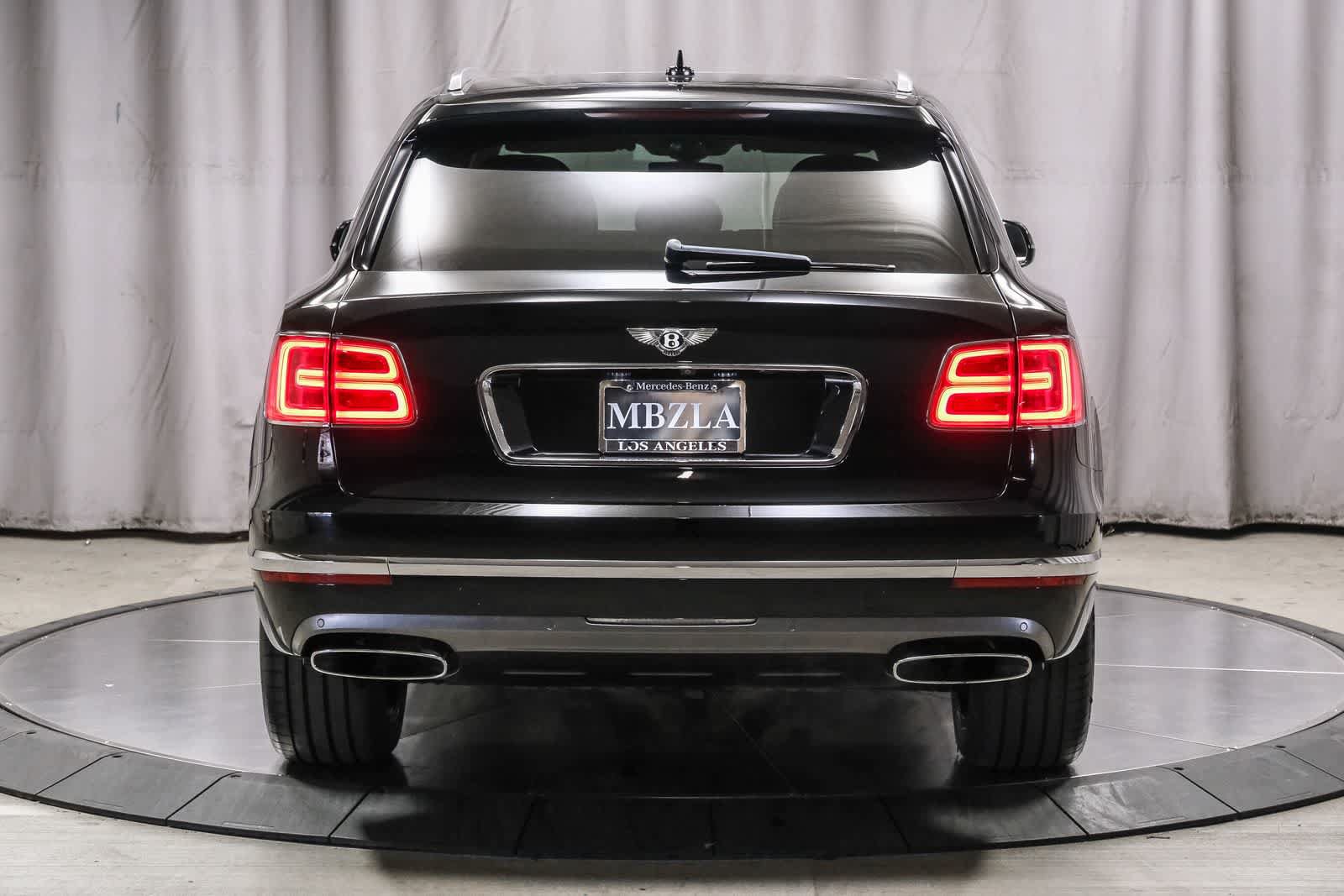 Used 2018 Bentley Bentayga AWD/4WD image 3