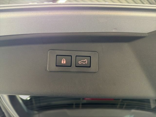 Used 2025 Subaru Outback Limited XT AWD/4WD image 39