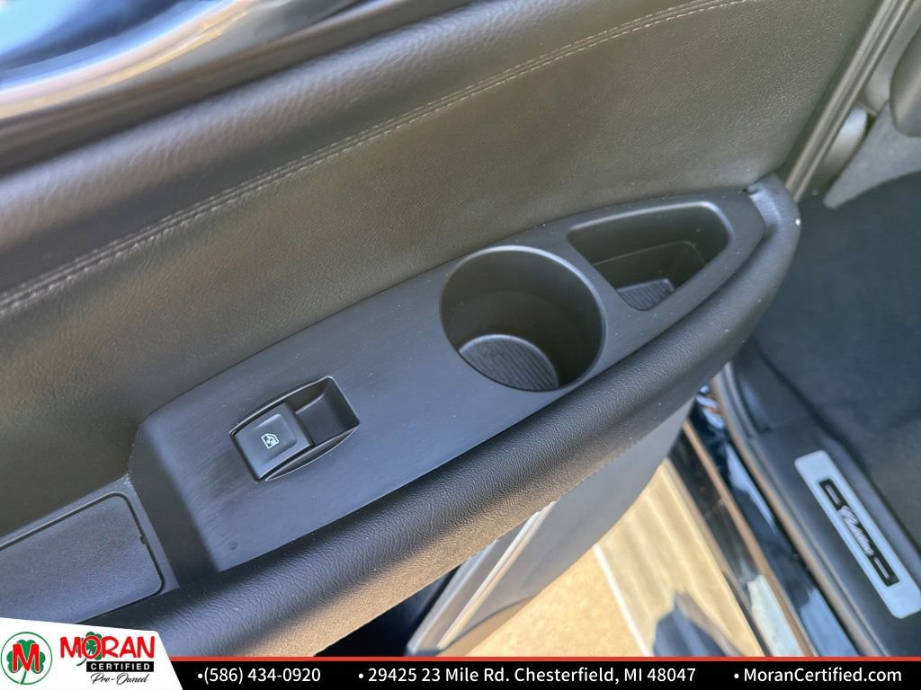 Used 2019 Cadillac Escalade Premium Luxury image 28