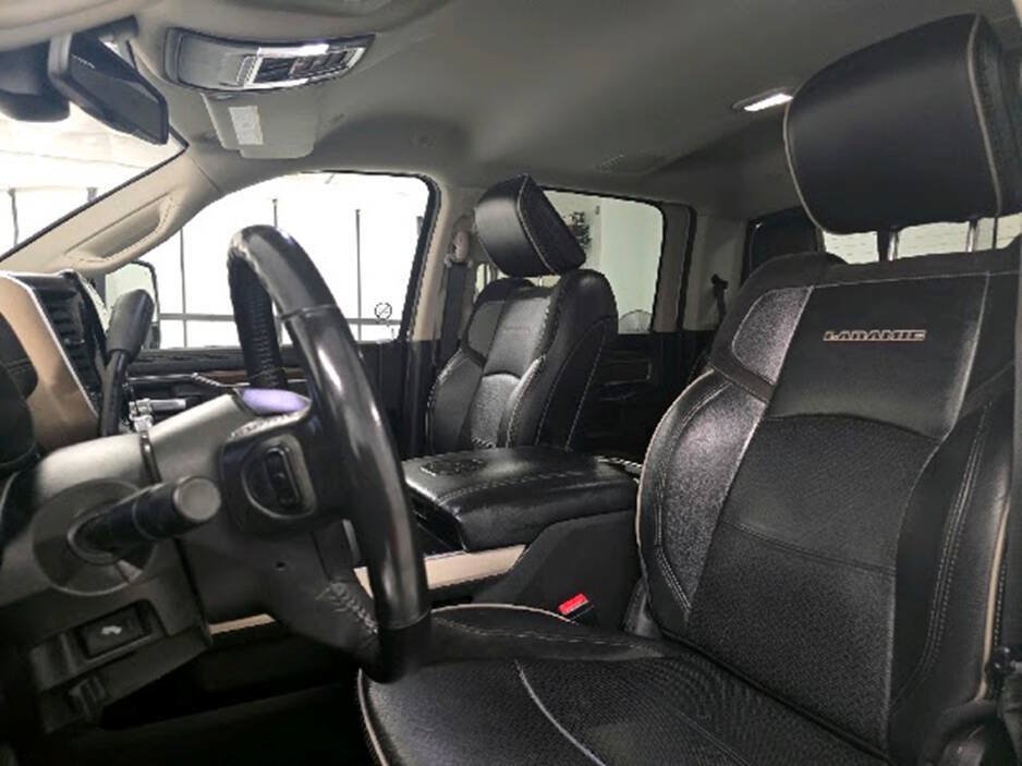 Used 2023 RAM 2500 Laramie AWD/4WD image 13