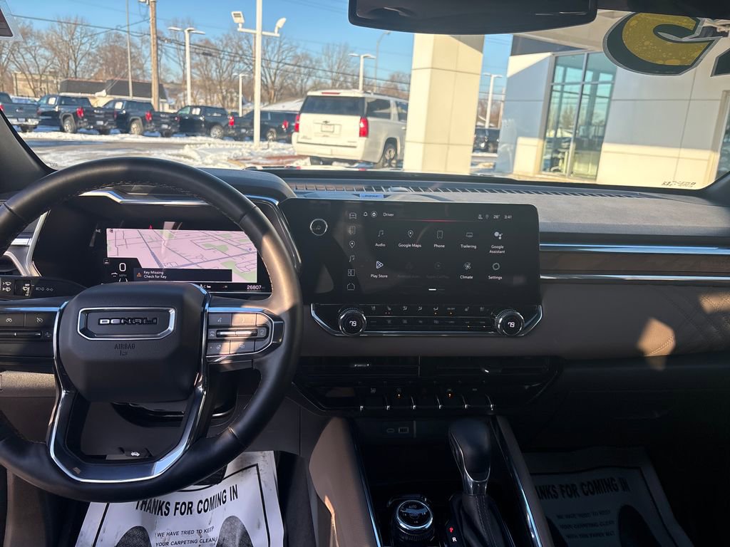 Used 2023 GMC Canyon Denali w/ Denali Black Edition image 17