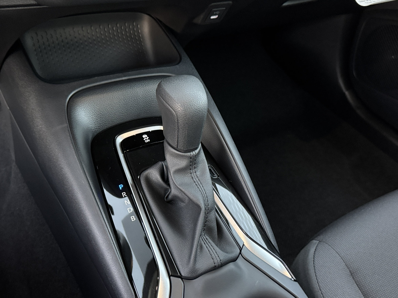 New 2027 Toyota Corolla LE FWD image 19