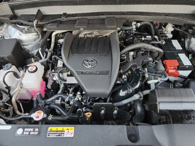Used 2025 Toyota Grand Highlander AWD image 27