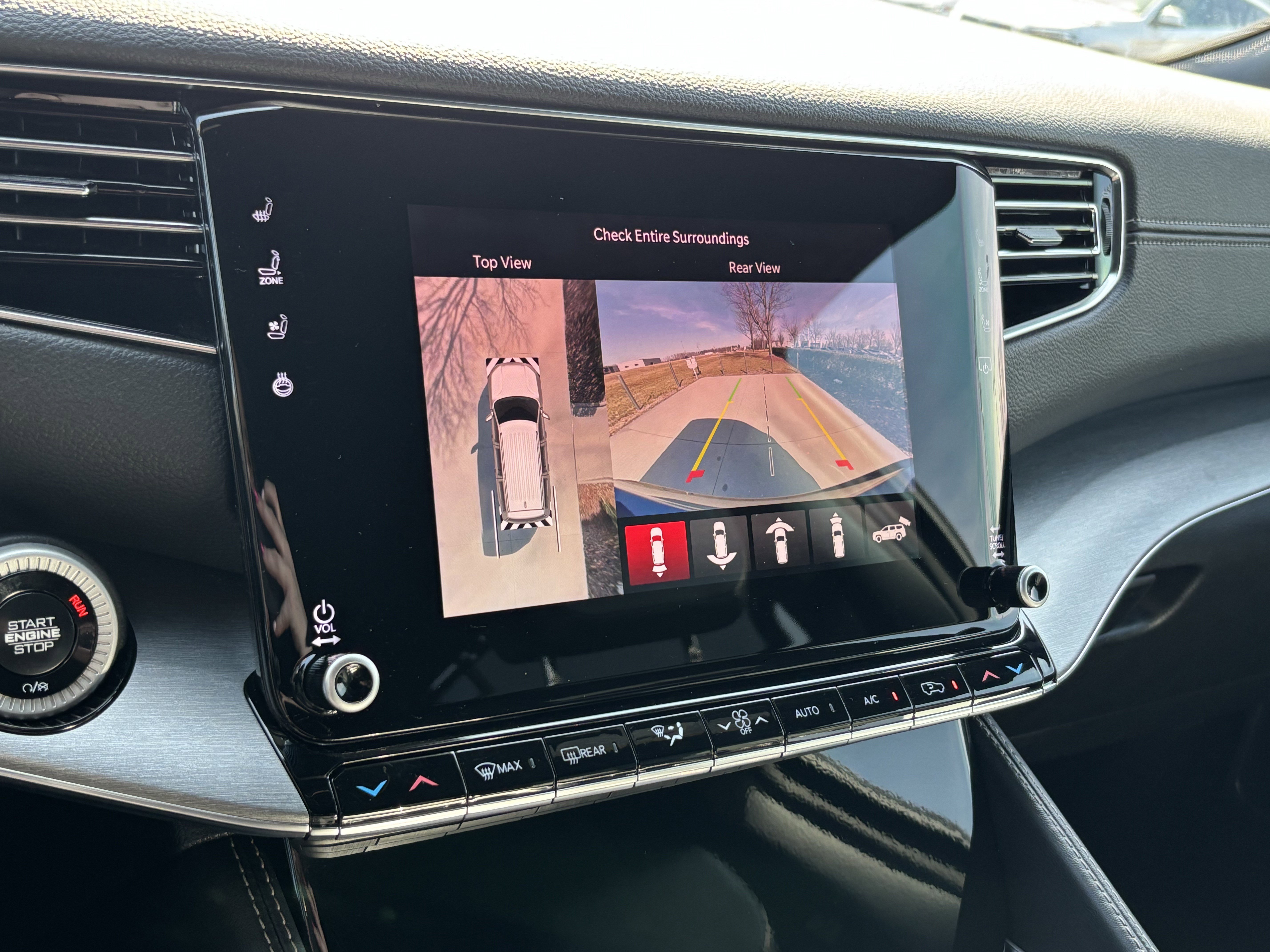 Used 2024 Jeep Wagoneer L Series II w/ Convenience Group I image 24