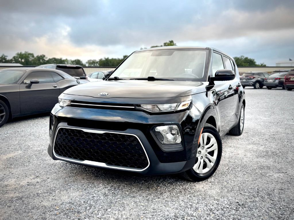 Used 2020 Kia Soul LX FWD image 1