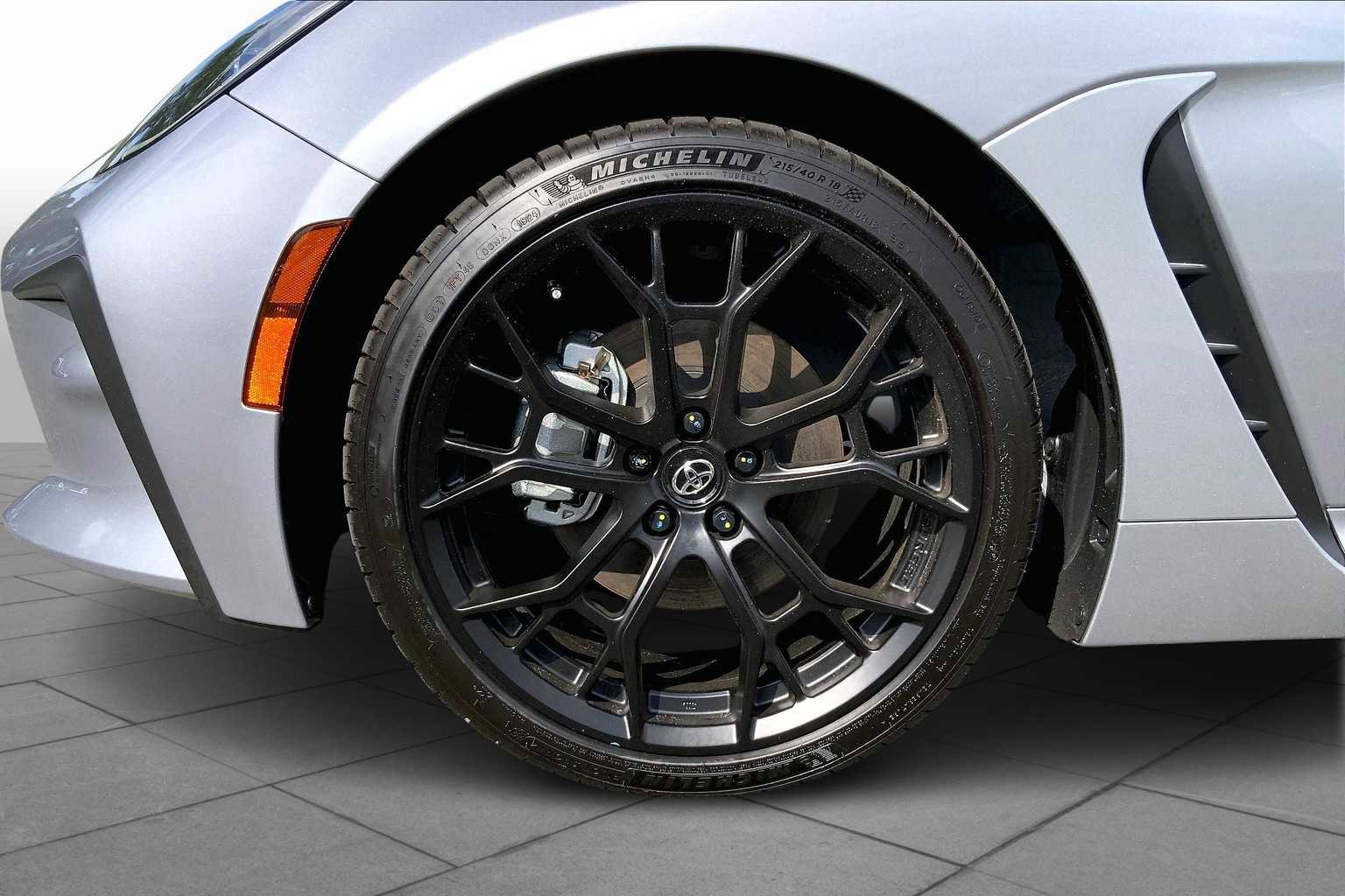 New 2025 Toyota GR86 Premium image 11