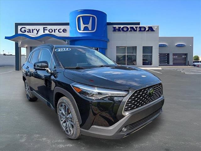 Used 2024 Toyota Corolla Cross XLE