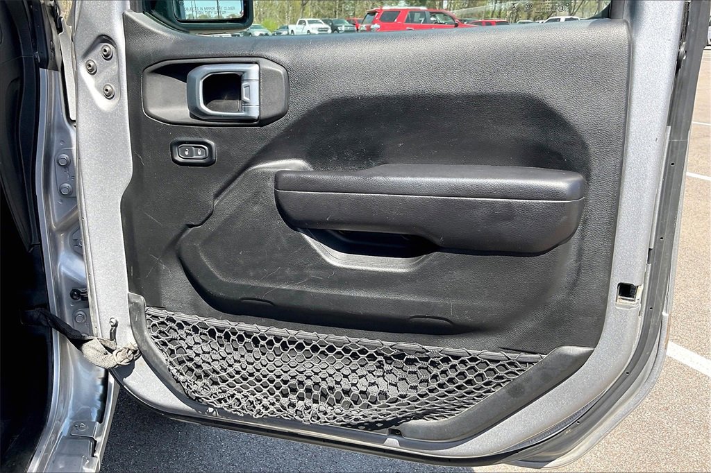 Used 2020 Jeep Wrangler Unlimited Sport S image 24