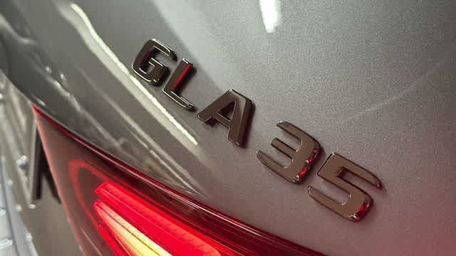 Used 2026 Mercedes-Benz GLA 35 AMG 4MATIC image 11