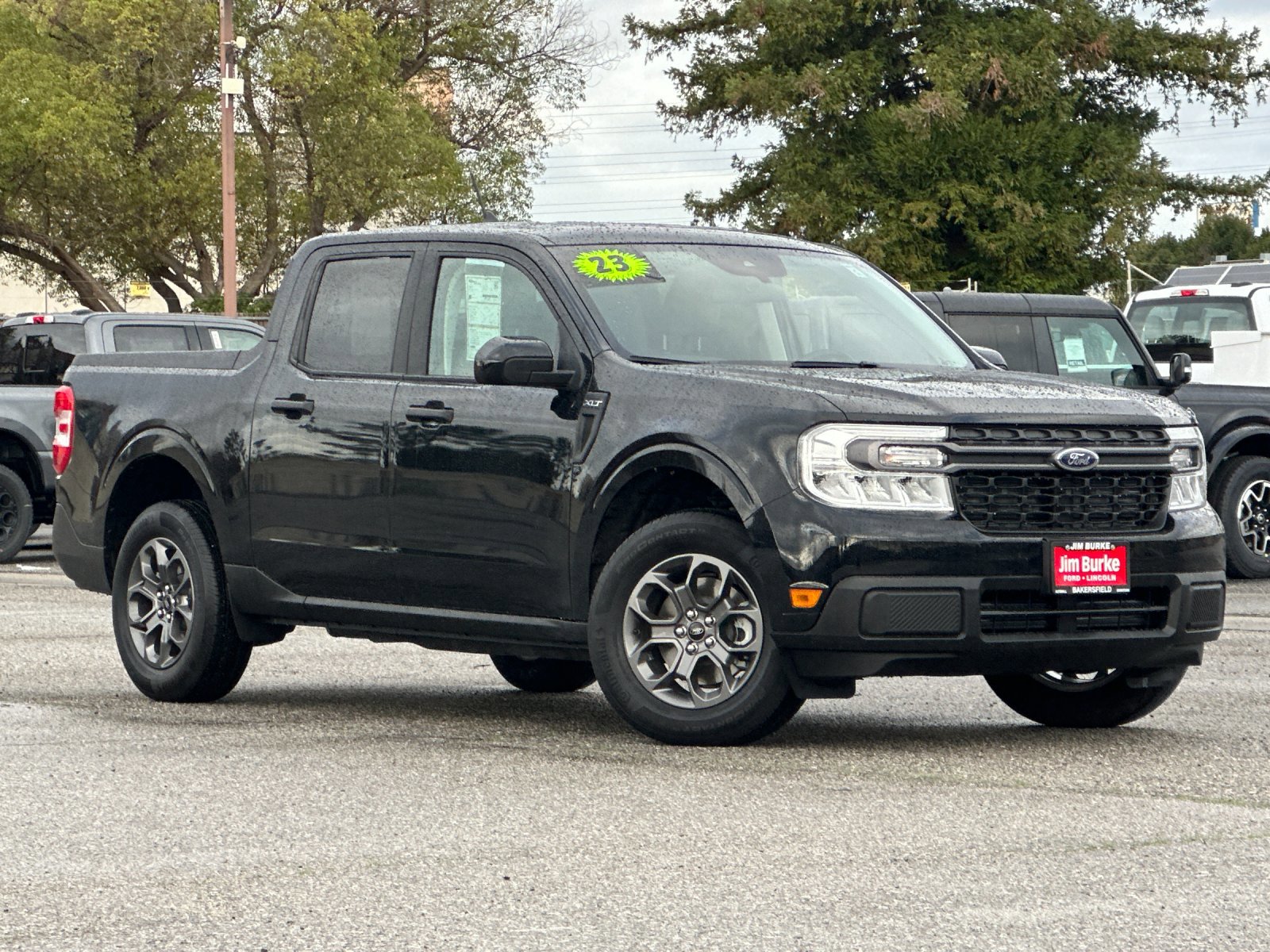 Certified 2023 Ford Maverick XLT w/ XLT Luxury Package image 2
