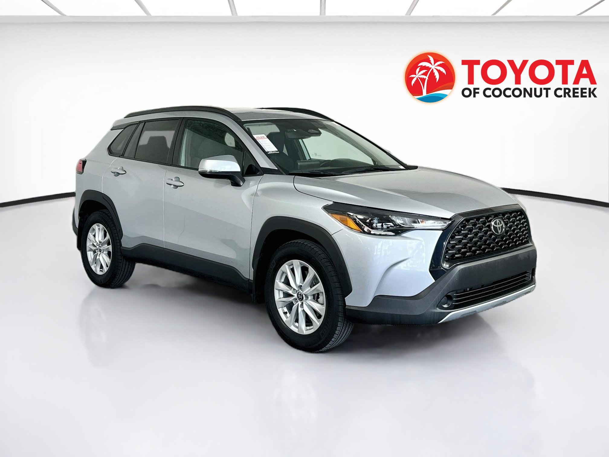 Certified 2024 Toyota Corolla Cross LE w/ Moonroof Package FWD image 1