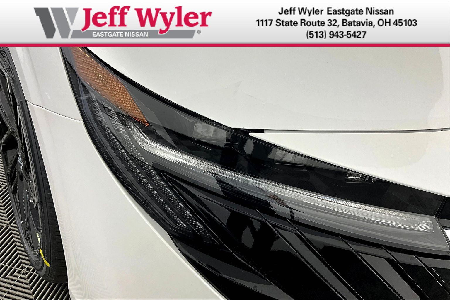 New 2026 Nissan Sentra SR w/ SR Premium Package FWD image 8