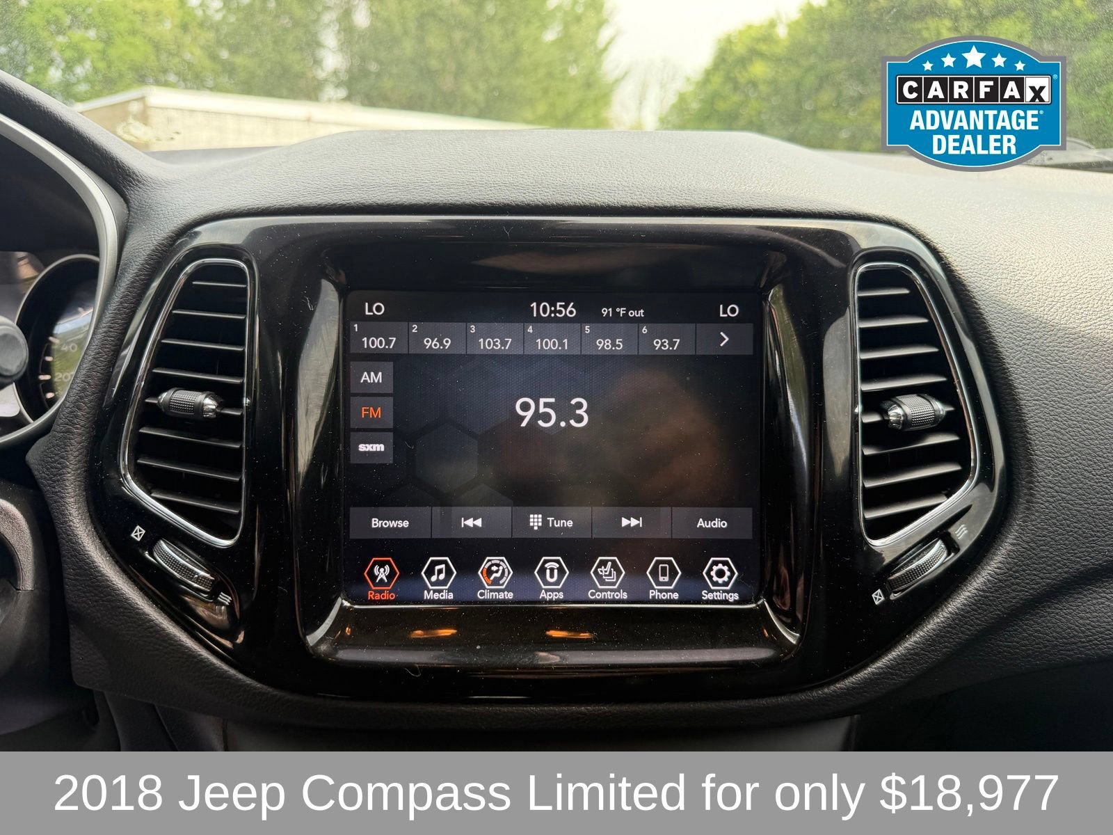 Used 2018 Jeep Compass Limited w/ Trailer Tow Group AWD/4WD image 15