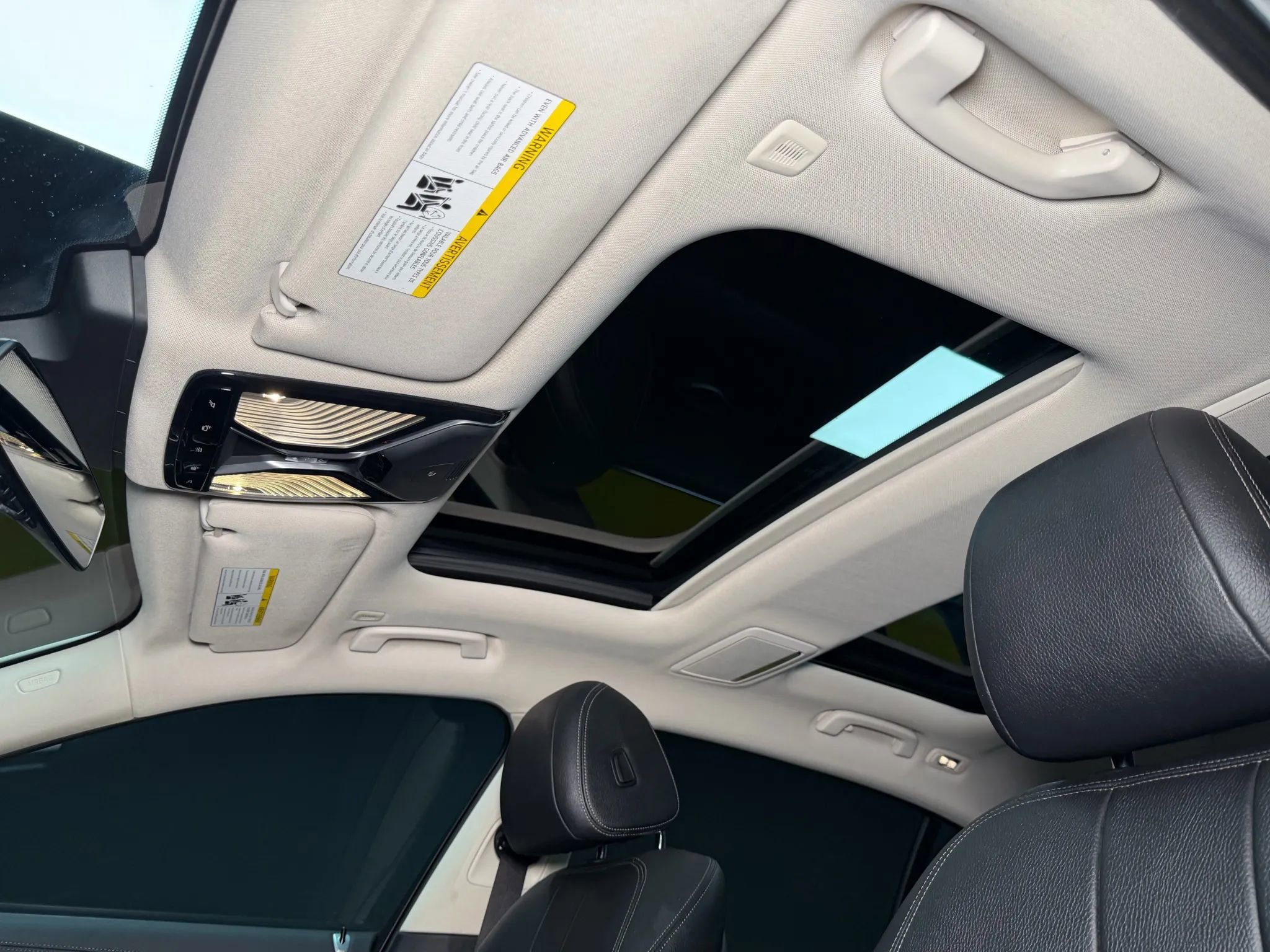 Used 2016 BMW 740i RWD image 36