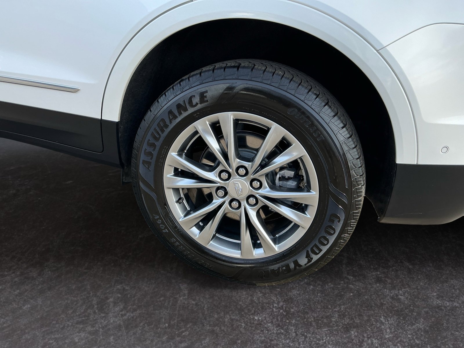 Used 2021 Cadillac XT5 Premium Luxury FWD image 10