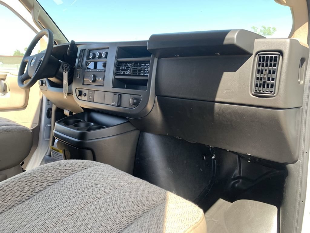 New 2026 Chevrolet Express 2500 RWD image 27