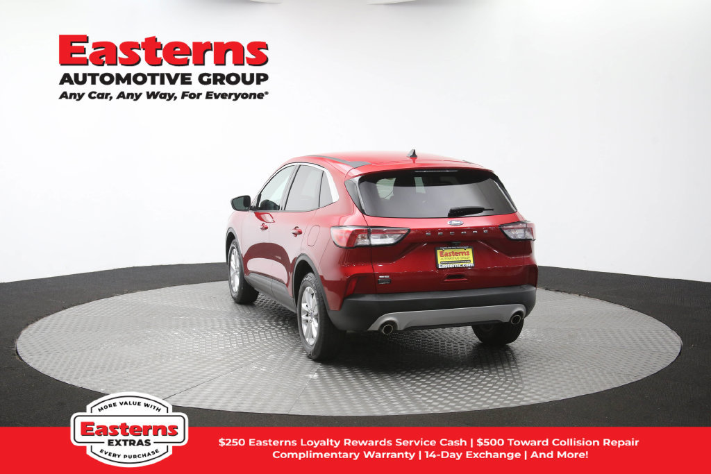 Used 2022 Ford Escape SE w/ Convenience Package FWD image 68