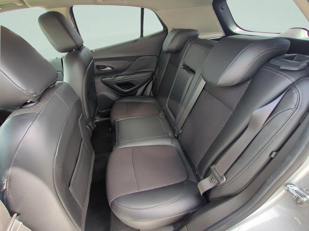 Used 2021 Buick Encore Preferred image 13