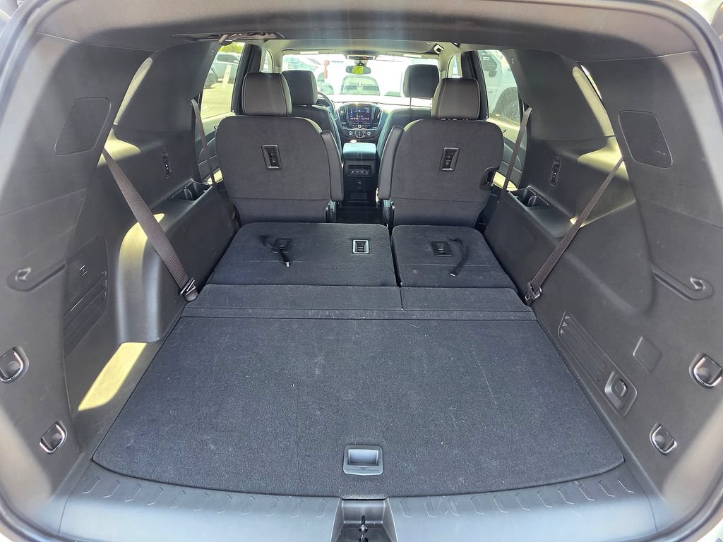 Used 2023 Chevrolet Traverse LT FWD image 10
