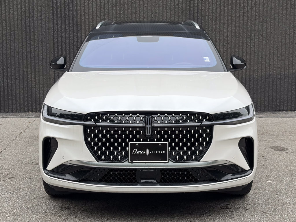 New 2026 Lincoln Nautilus Reserve AWD/4WD image 3