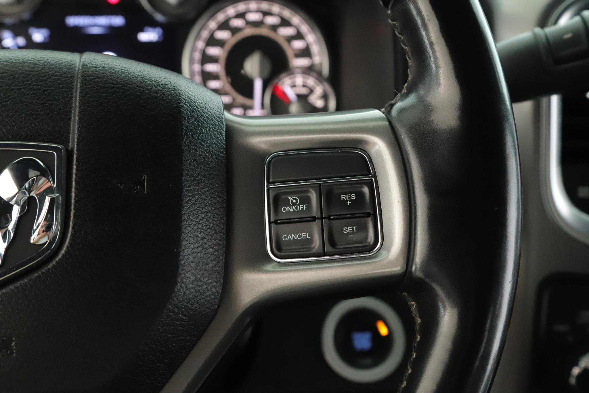 Used 2018 RAM 2500 Limited AWD/4WD image 11