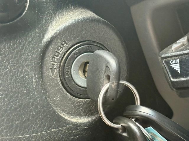 Used 2015 Toyota Tacoma PreRunner w/ SR5 Package RWD image 21