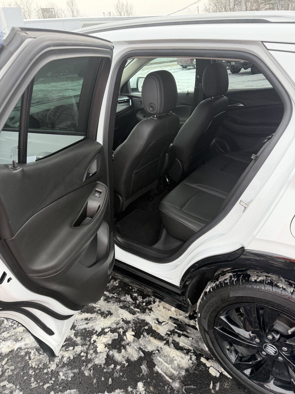 Used 2024 Buick Encore GX Sport Touring w/ Comfort Package image 11