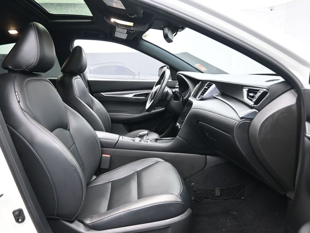 Used 2023 INFINITI QX55 Luxe w/ Cargo Package image 32