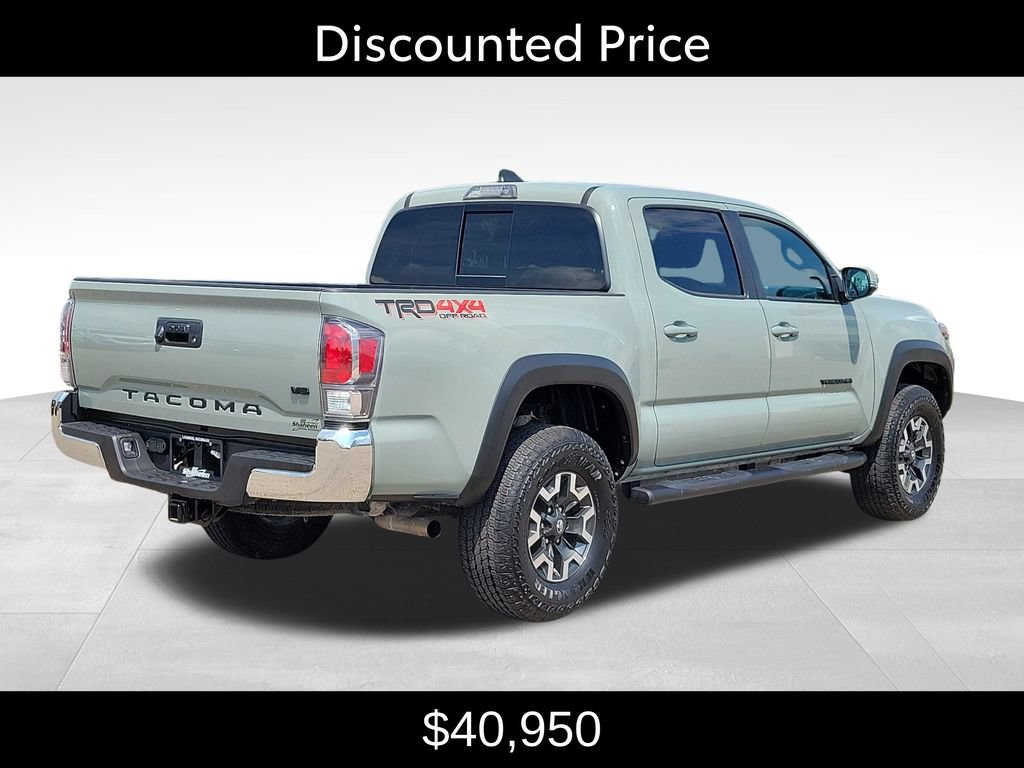 Used 2023 Toyota Tacoma TRD Off-Road AWD/4WD image 3