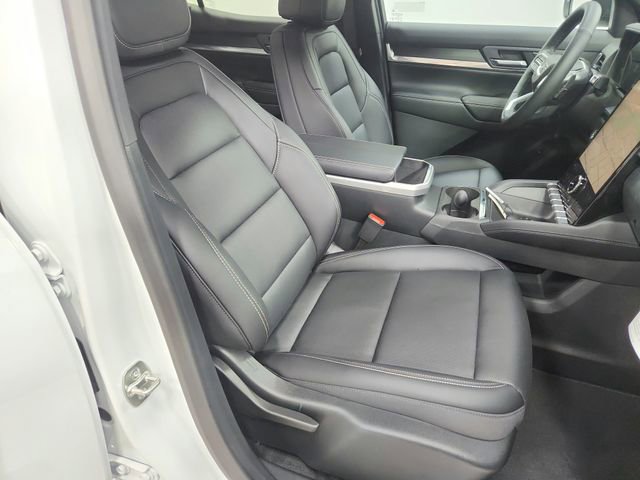 New 2026 GMC Terrain Elevation w/ Elevation Premium Package image 36