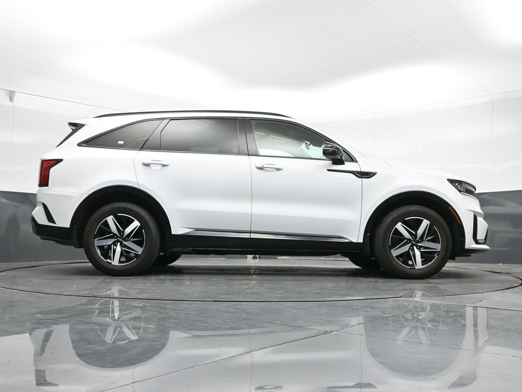 Used 2022 Kia Sorento S FWD image 43