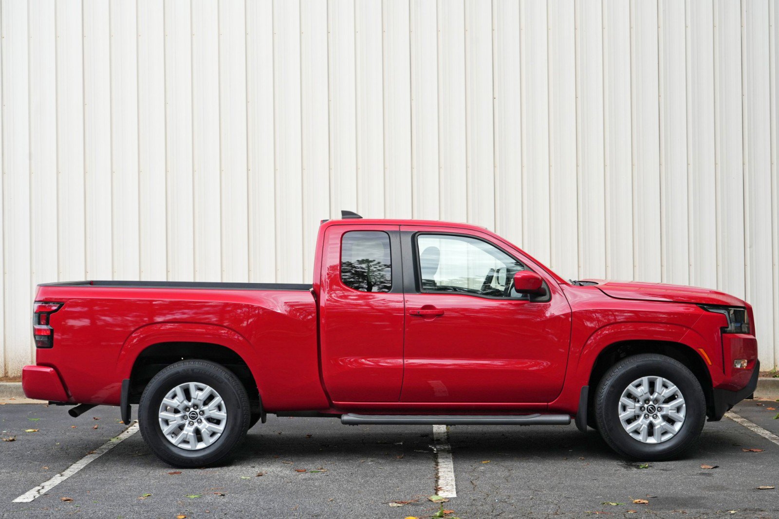 Used 2022 Nissan Frontier SV RWD image 40