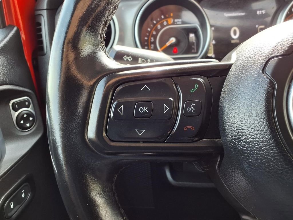 Used 2021 Jeep Gladiator Willys image 13