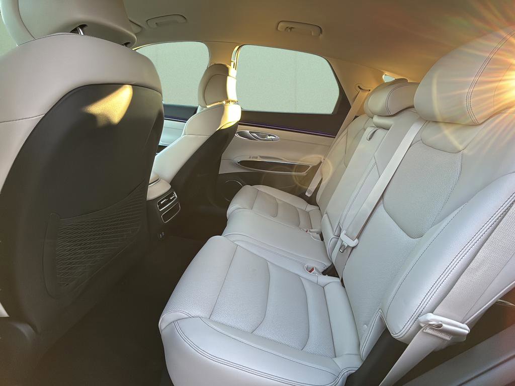 Certified 2026 Genesis GV70 2.5T image 20