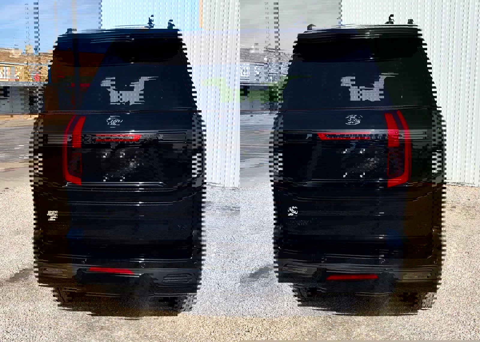 Certified 2025 Ford Expedition Max Platinum w/ Stealth Performance Package image 4