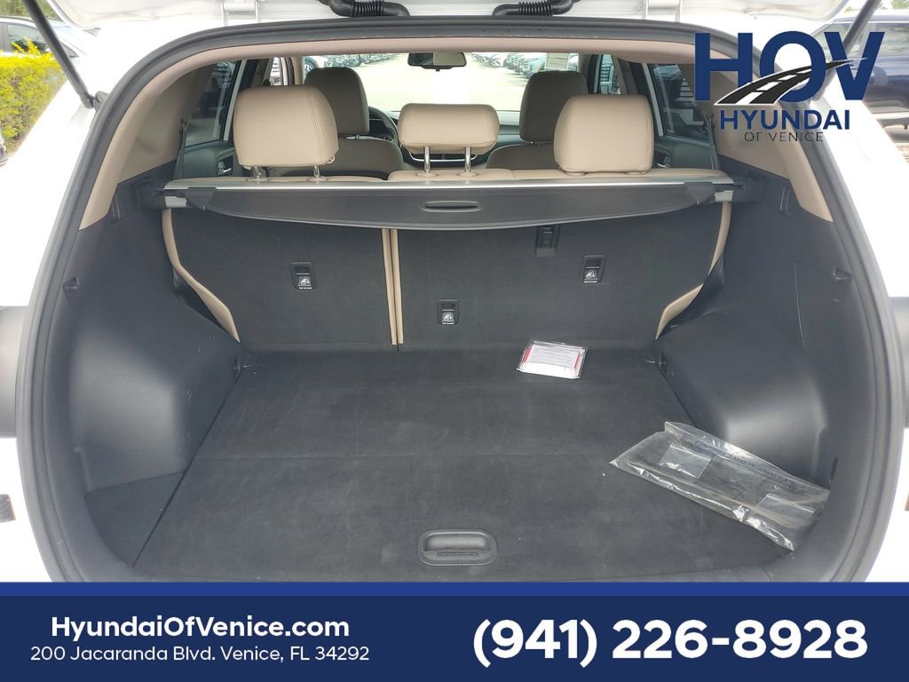 Certified 2021 Hyundai Tucson Value w/ Cargo Package FWD image 13