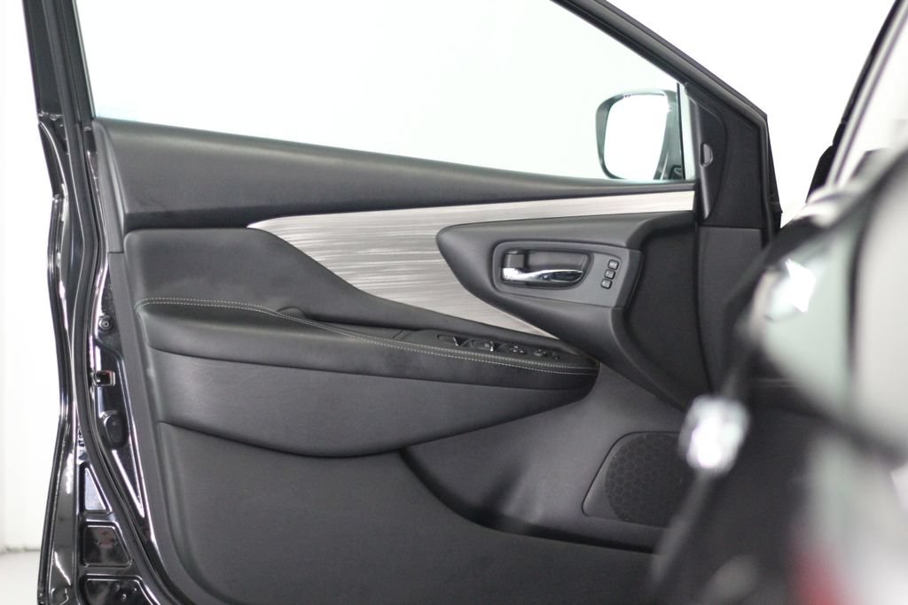 Used 2018 Nissan Murano SL w/ Midnight Edition Package FWD image 43