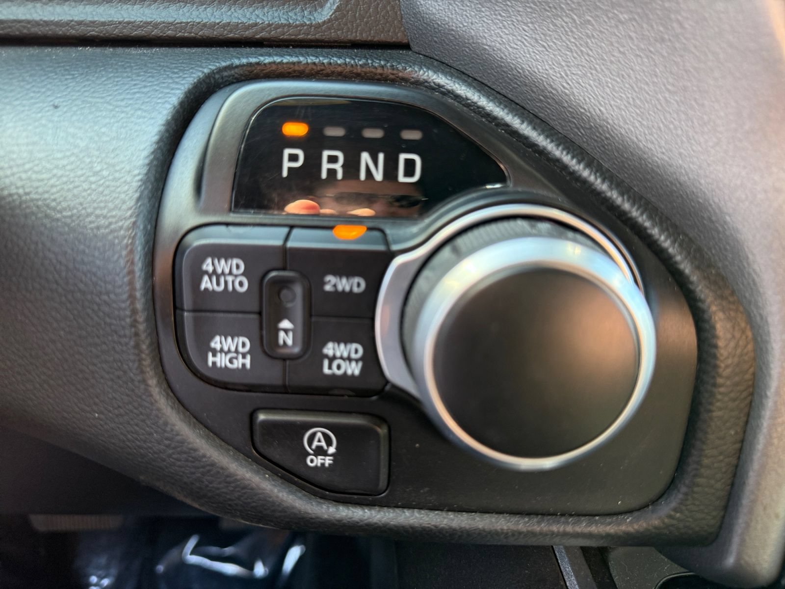 Used 2023 RAM 1500 Big Horn AWD/4WD image 30
