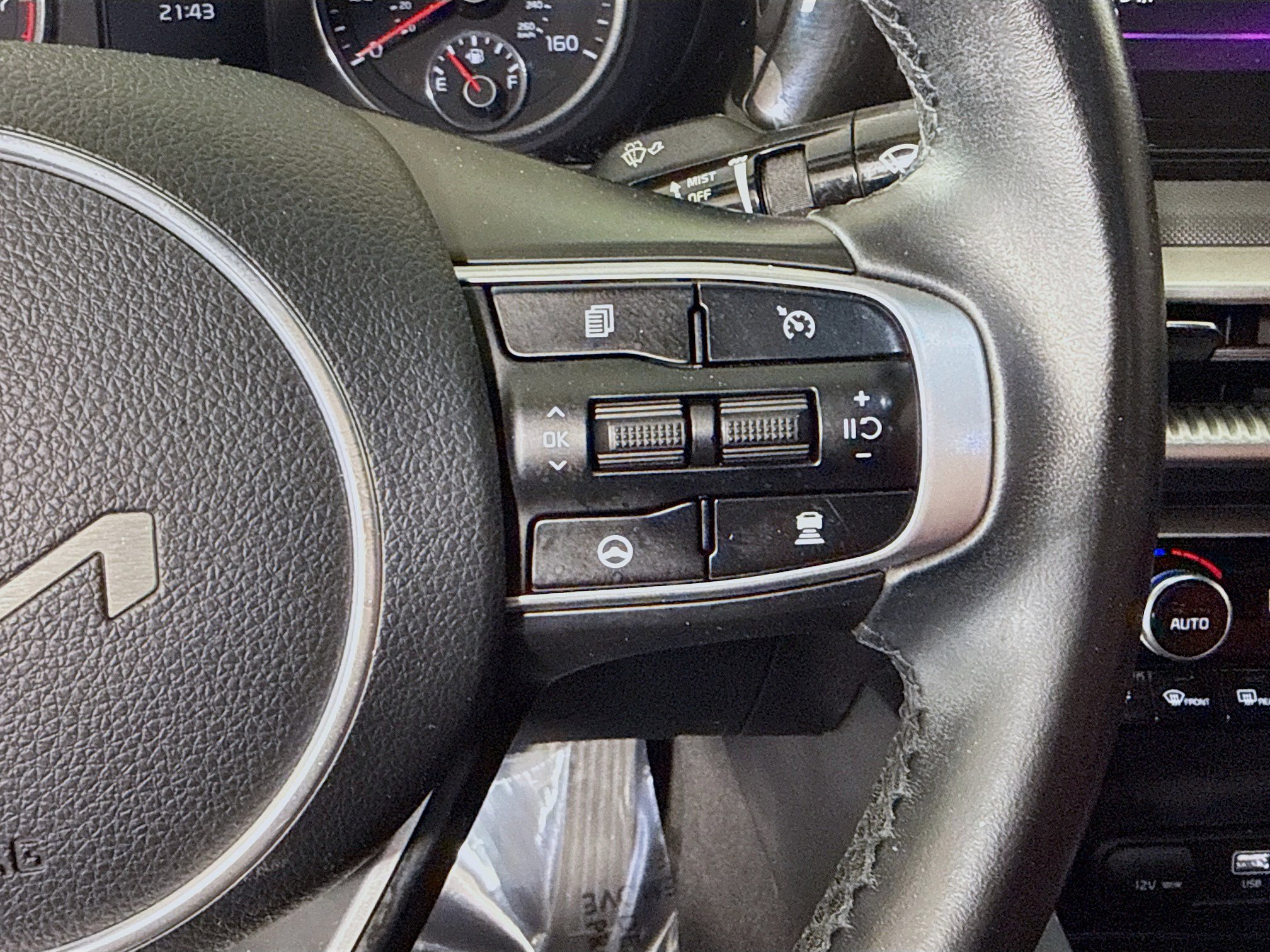 Used 2022 Kia K5 GT-Line w/ GT-Line FWD Premium Package image 15