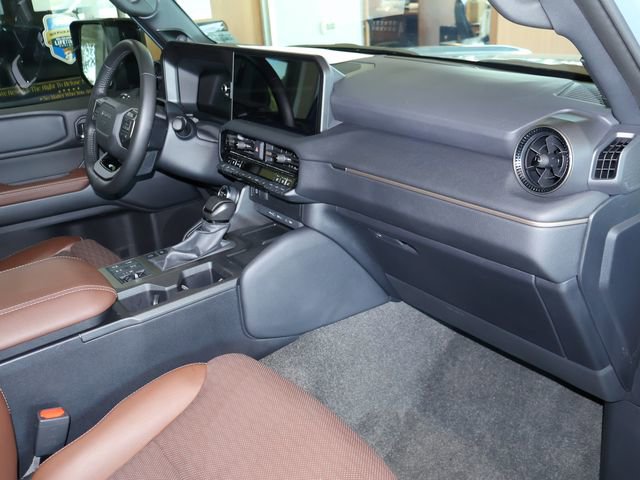 Used 2025 Toyota Land Cruiser image 17