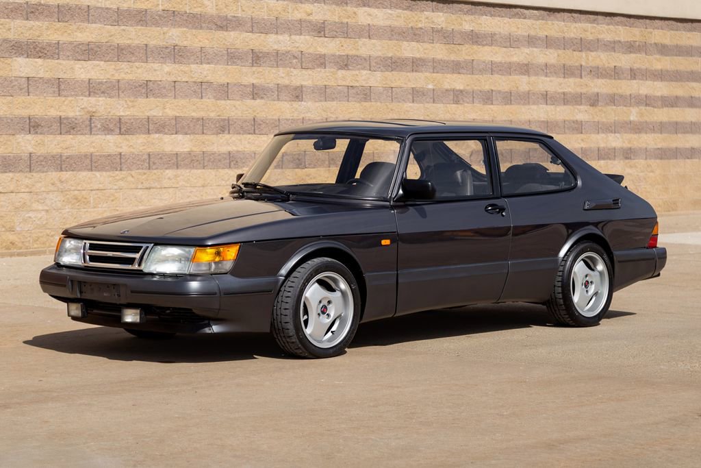 Used 1988 Saab 900 Turbo image 1