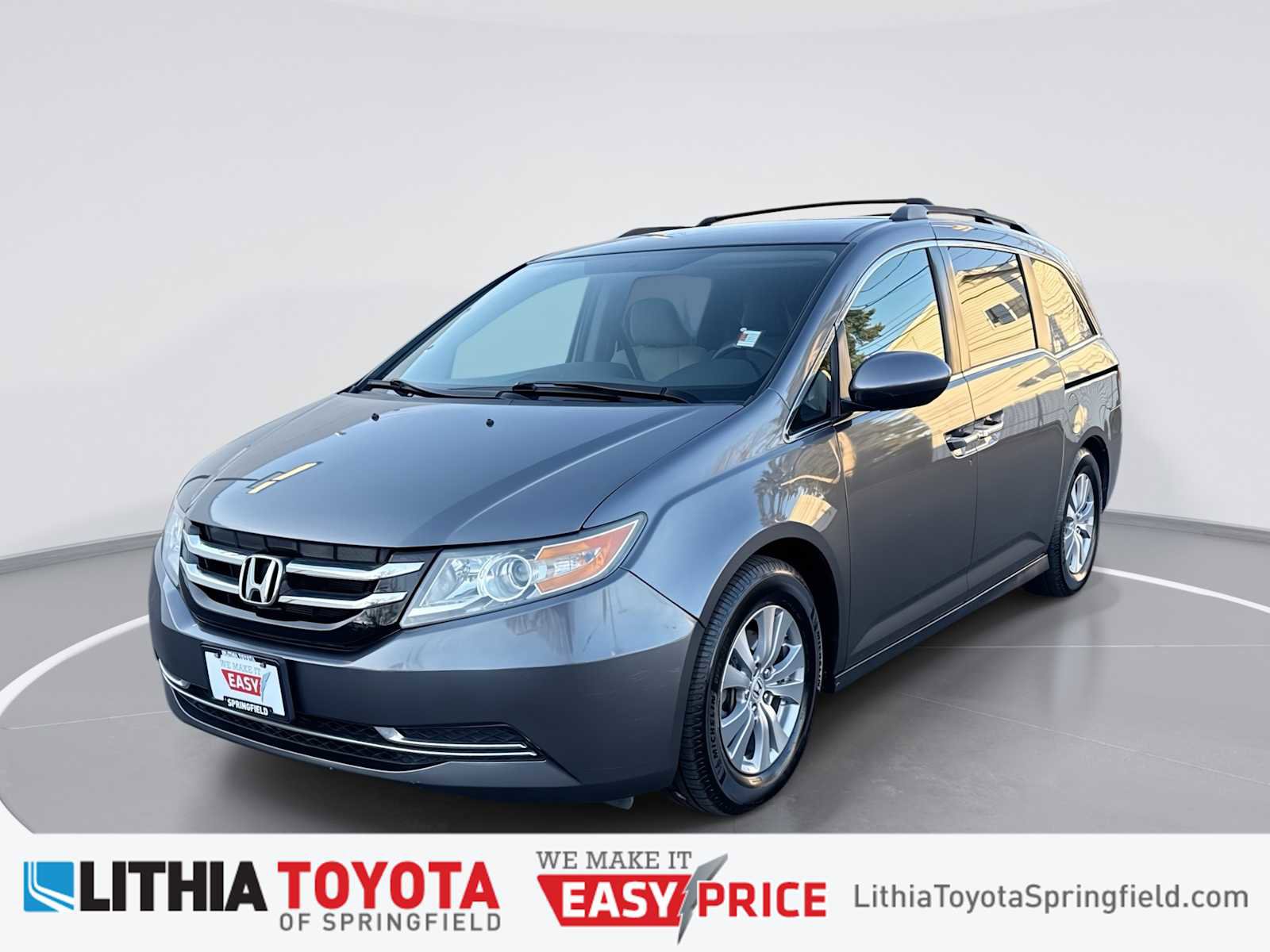 Used 2017 Honda Odyssey SE