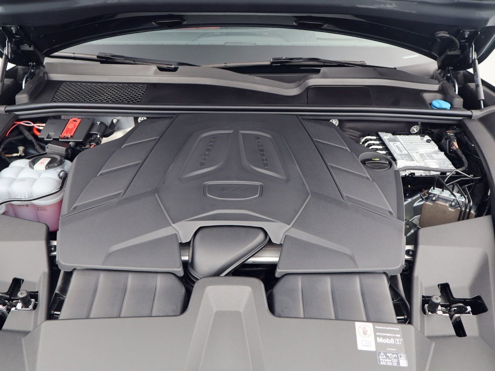 New 2026 Porsche Cayenne AWD/4WD image 26