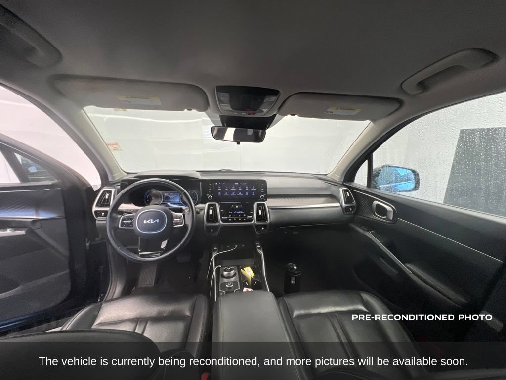 Used 2022 Kia Sorento S FWD image 11