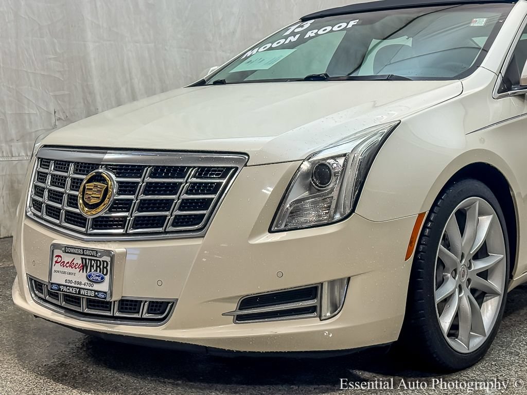 Used 2013 Cadillac XTS Premium AWD/4WD image 3