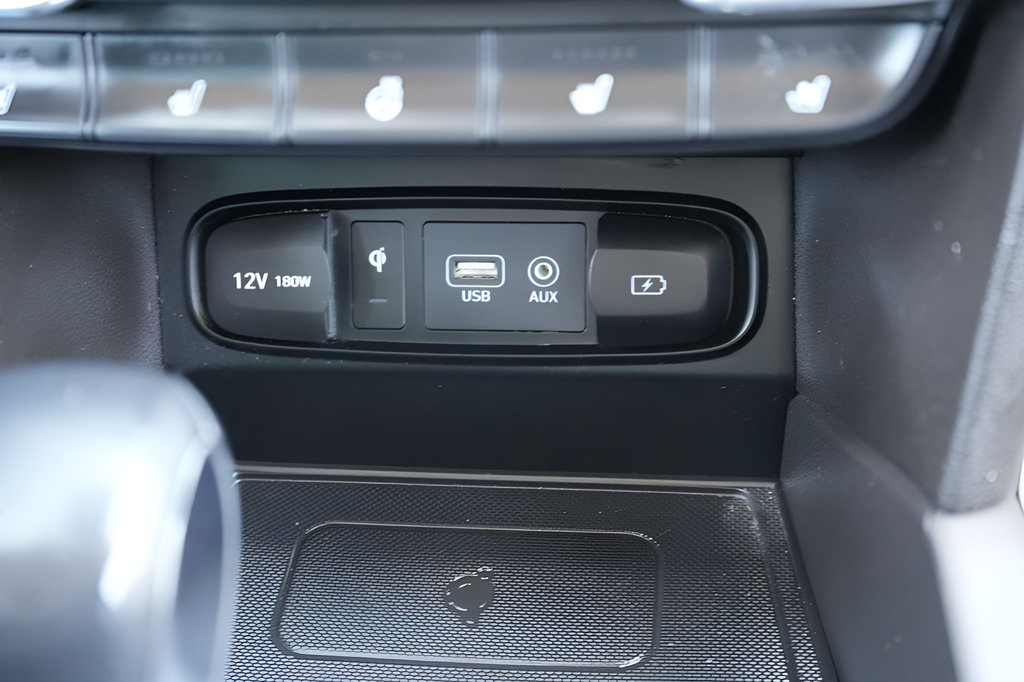 Used 2019 Hyundai Santa Fe AWD image 36