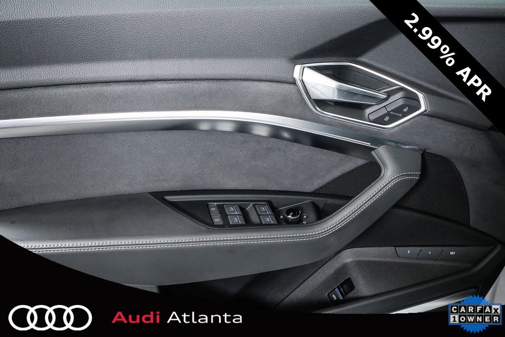 Certified 2022 Audi e-tron Prestige w/ Prestige Package image 6