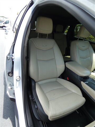 Used 2017 Cadillac XT5 Luxury AWD/4WD image 47