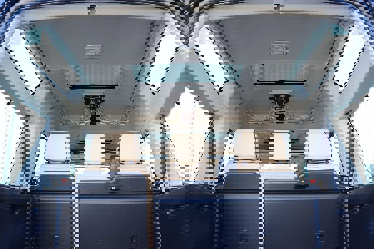 Used 2004 Land Rover Discovery SE image 47